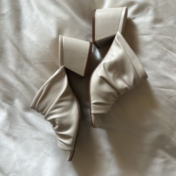 Vegan leather slides - Picture 2 of 8